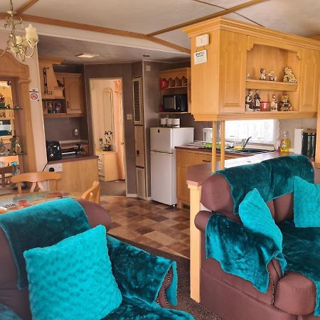 Отель 6 Berth On Seaview Инголдмелс Экстерьер фото