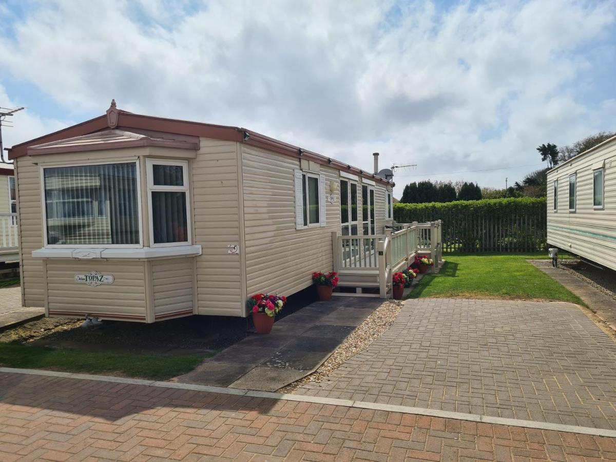 Отель 6 Berth On Seaview Инголдмелс Экстерьер фото