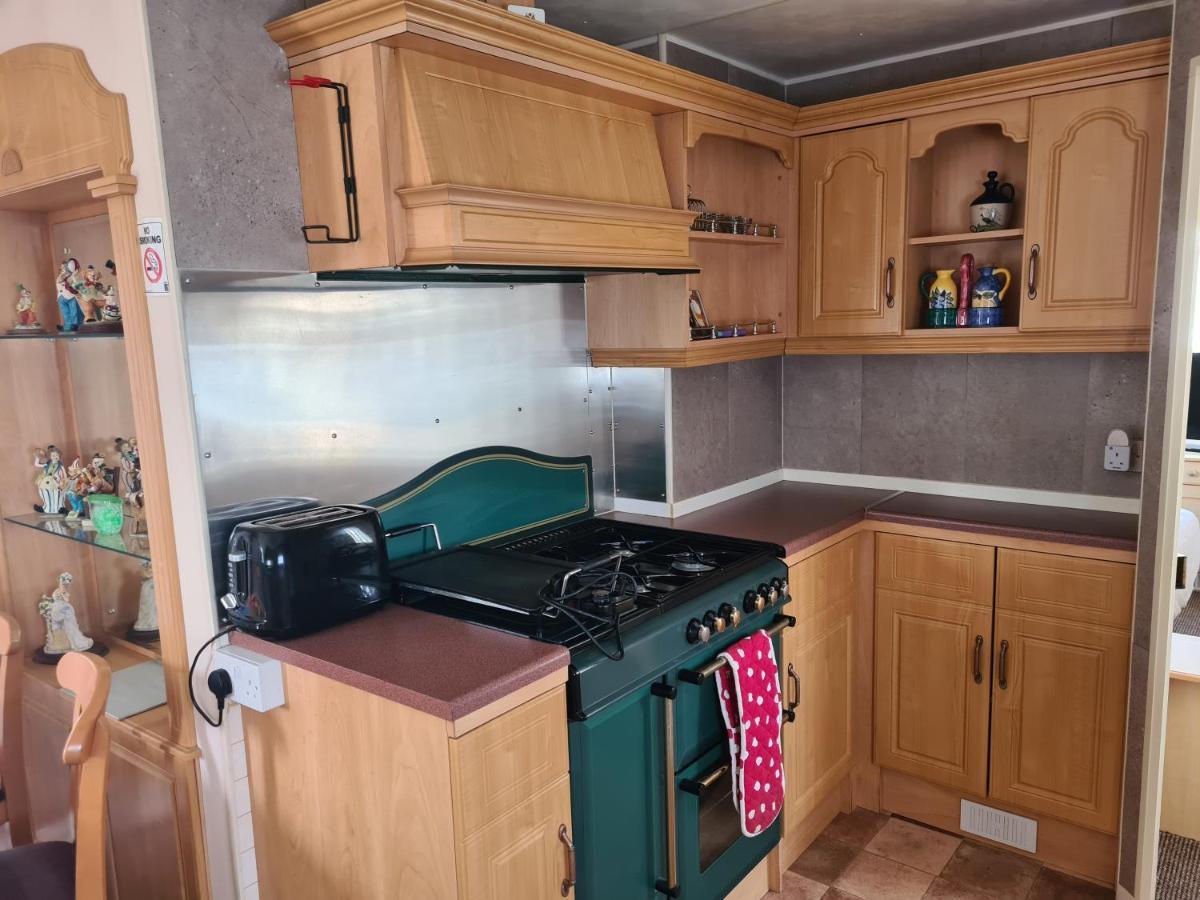 Отель 6 Berth On Seaview Инголдмелс Экстерьер фото