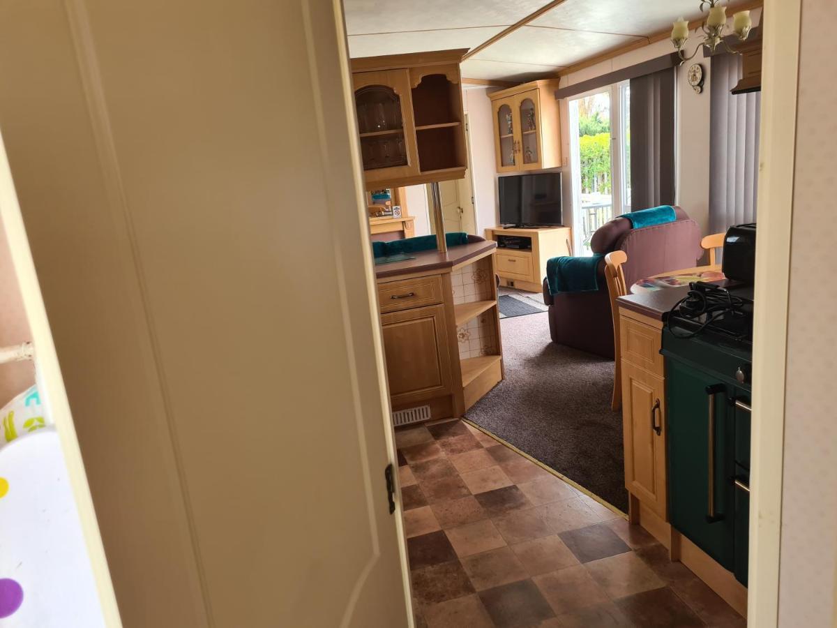 Отель 6 Berth On Seaview Инголдмелс Экстерьер фото